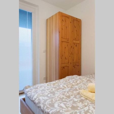 New, Quiet Flat Next To U1, Vic, Shopping Mall,... Vienna Luaran gambar