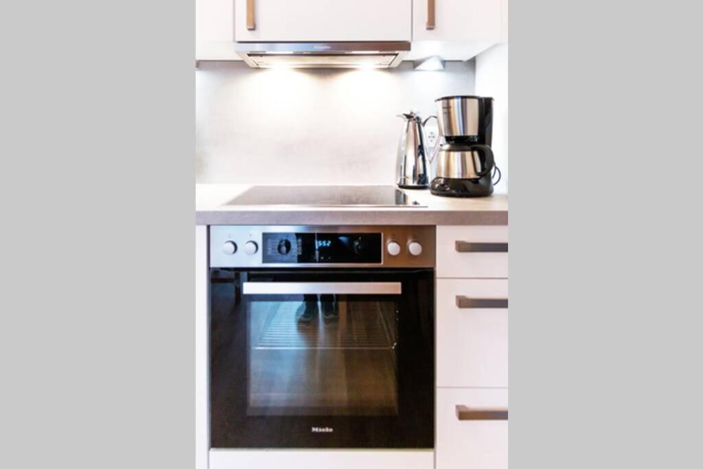 New, Quiet Flat Next To U1, Vic, Shopping Mall,... Vienna Luaran gambar